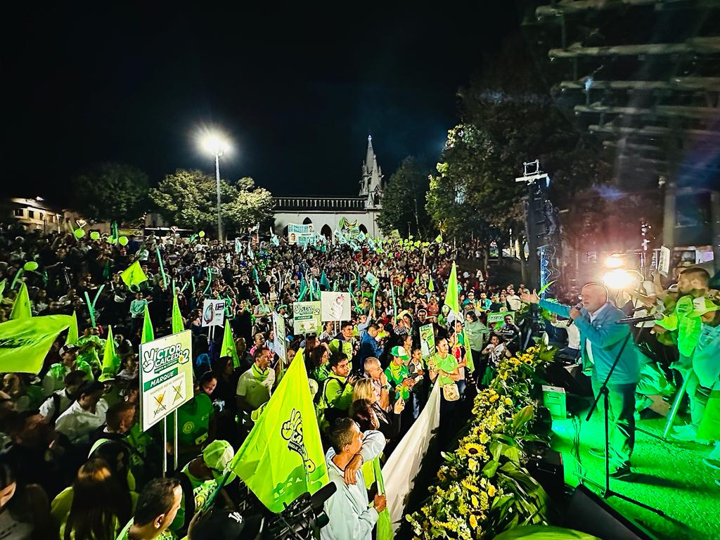 VERDES DE CORAZÓN LLENO EL PARQUE ERNESTO GUTIÉRREZ.