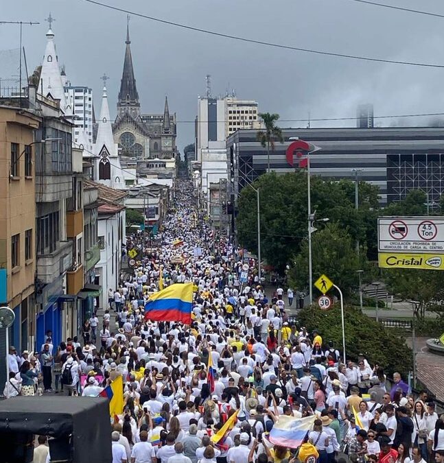 SIGUEN ECOS DE LA MARCHA DE 21 DE ABRIL.