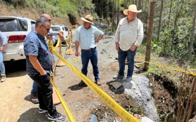 DIPUTADOS DE CALDAS ATENDIERON LLAMADO DE LA COMUNIDAD DE RIOSUCIO Y VERIFICARON OBRAS DE LAS VÍAS DEL HERMANAMIENTO