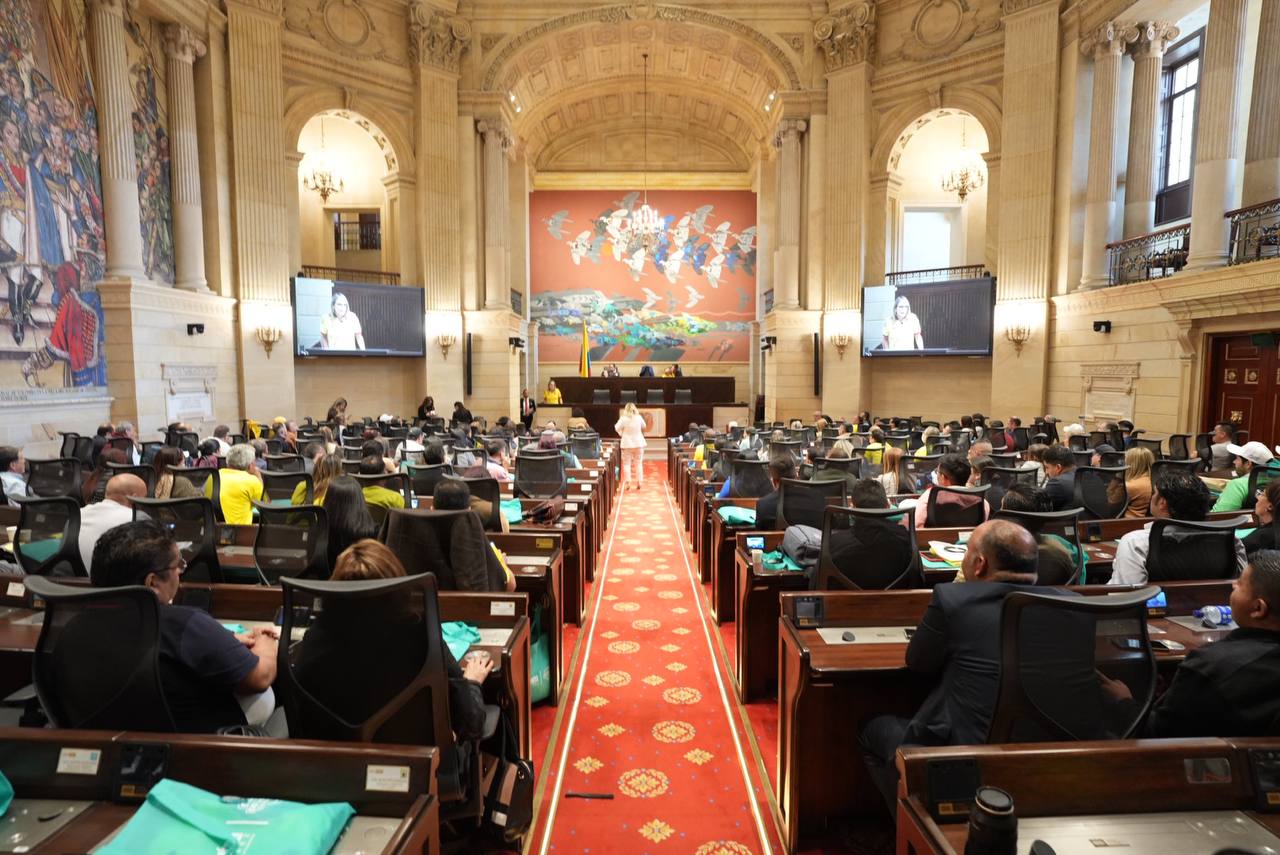 CONGRESO SE ALISTA PARA TERCER PERIODO DE SESIONES.