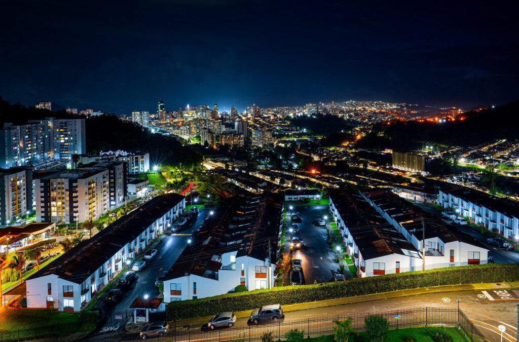 MANIZALES CALIFICADA COMO CIUDAD RENTABLE Y SOSTENIBLE.