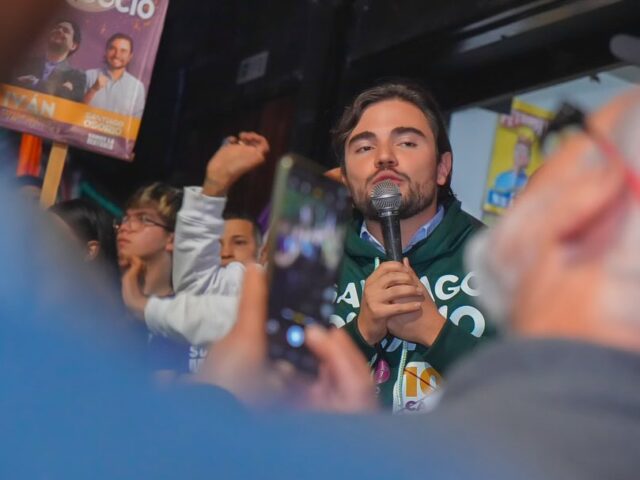 EL BOOM DE SANTIAGO OSORIO EN SU CAMINO DE LA REELECCIÓN A LA CÁMARA DE REPRESENTANTES.