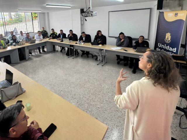 MANIZALES DECLARA ALERTA AMARILLA POR FUERTE OLA INVERNAL.