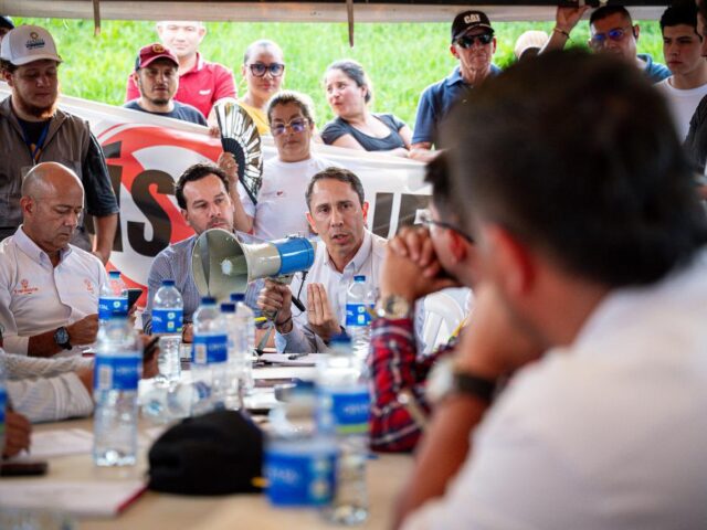 ANI ACUERDA DRÁSTICA REDUCCIÓN EN PEAJES DE CALDAS: CONDUCTORES PAGARÁN $700 EN CUATRO ESTACIONES.