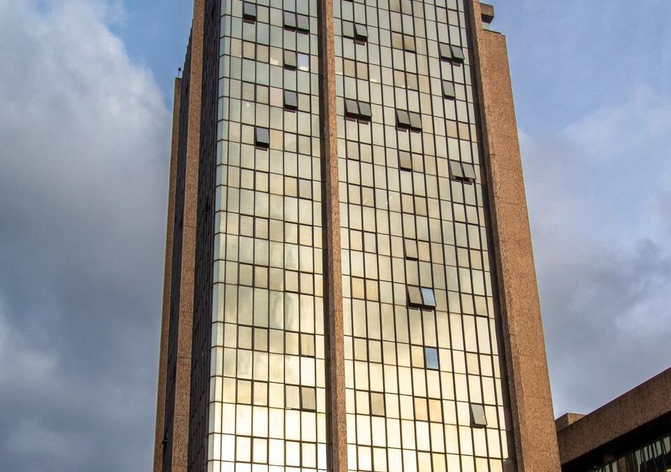 MANIZALES ENTRE LAS 10 CAPITALES DE COLOMBIA MEJOR ADMINISTRADAS.